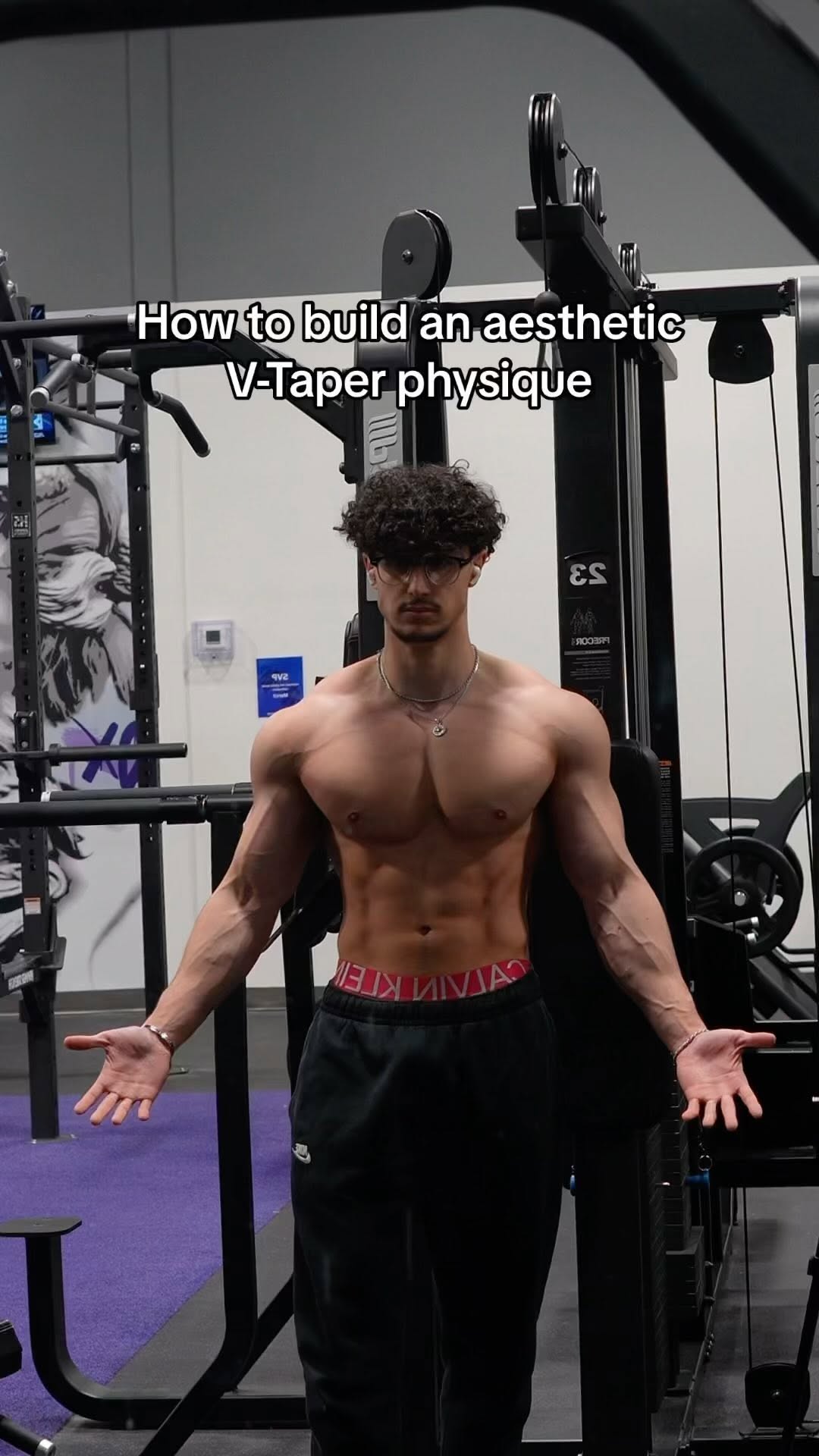 How to Build an Aesthetic V-Taper Physique 🦾 Follow me for more fitness tips & 