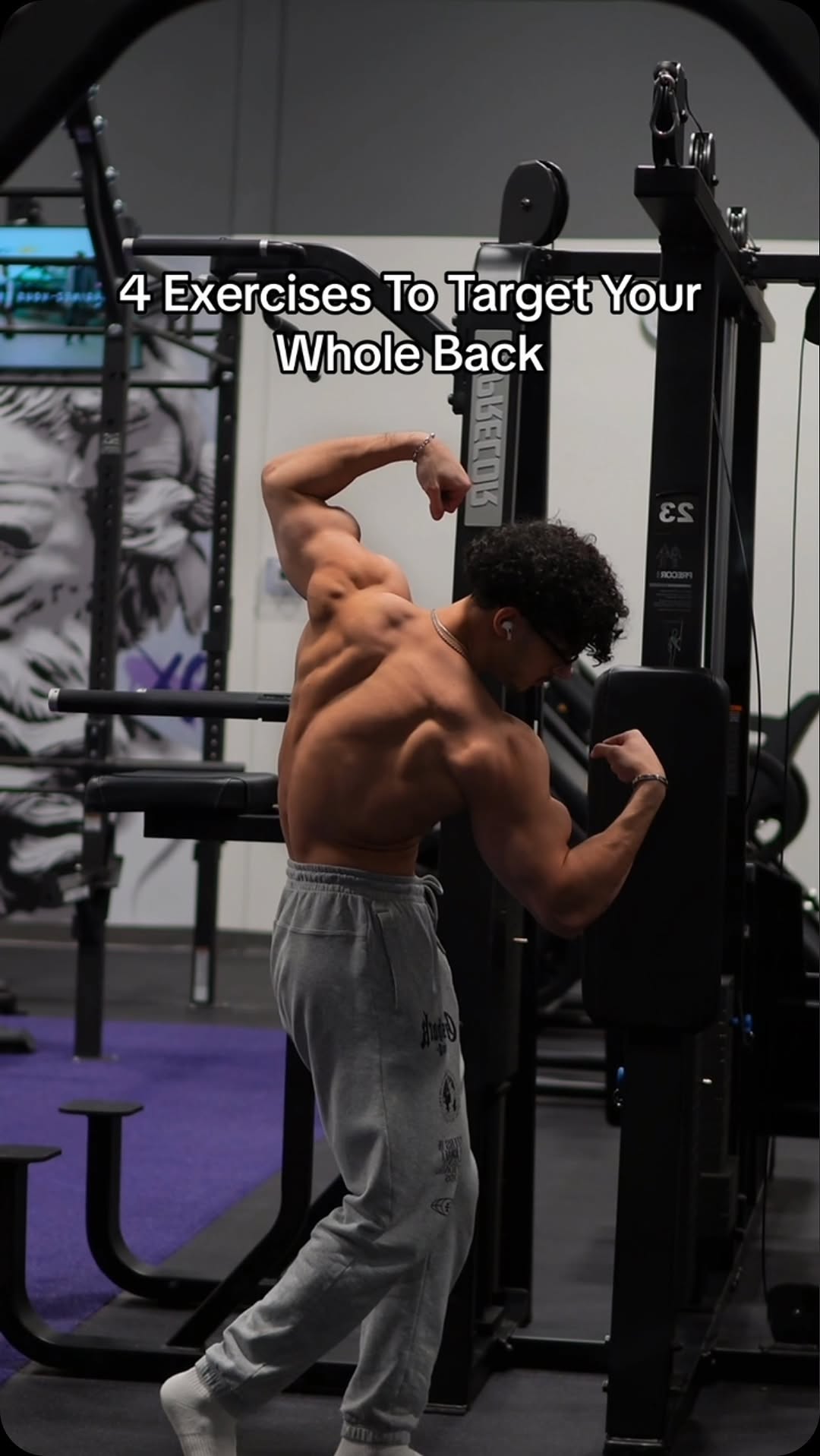 4 Exercises To Target Your Whole Back 🦾 DM me “1on1” for 1-on-1 Coaching 🤝 Fol
