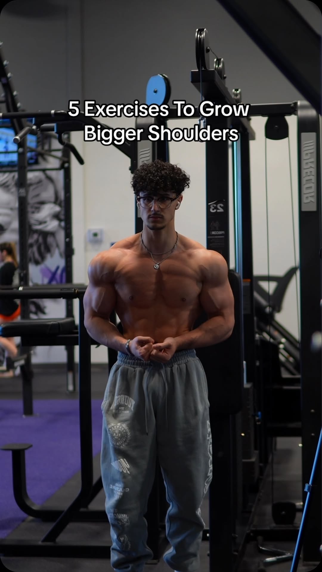 5 Exercises To Grow Bigger Shoulders 🦾 Follow me for more fitness tips & workou