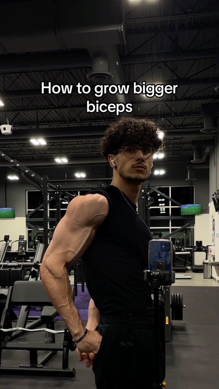 Follow me for more fitness tips and workouts :) How to grow bigger biceps 🦾 🦍 