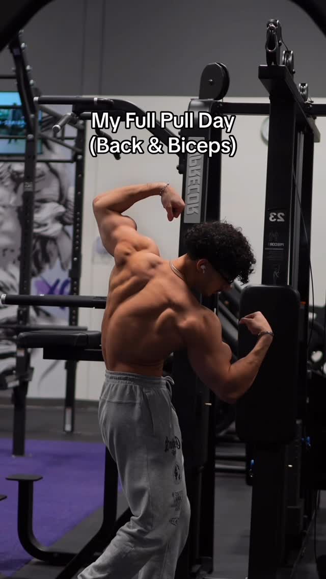 My Full Pull Day (Back & Biceps) 🦾 @gladiolus.apparel code HUSSEIN 🦁 Follow me